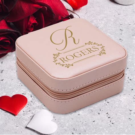 small personalized jewelry boxes